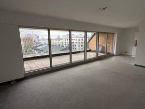 Großzügige 3-Zimmer-Wohnung mit Südbalkon und Tiefgarage – 40547 Düsseldorf – Vorschaubild 4