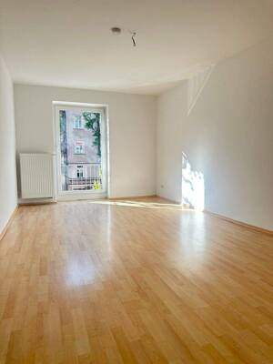 3 Zimmer Whg mit großem 18qm Südbalkon, Nähe Theresienwiese, Bad m Fenster-- LEER – 80337 München – Vorschaubild 6