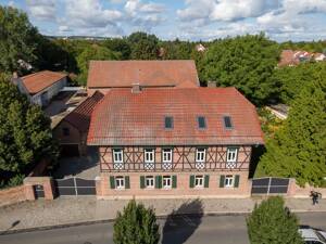 Raum für Familie und Hobbys: Saniertes Anwesen mit Großscheune und Pool – 99098 Erfurt – Vorschaubild 2