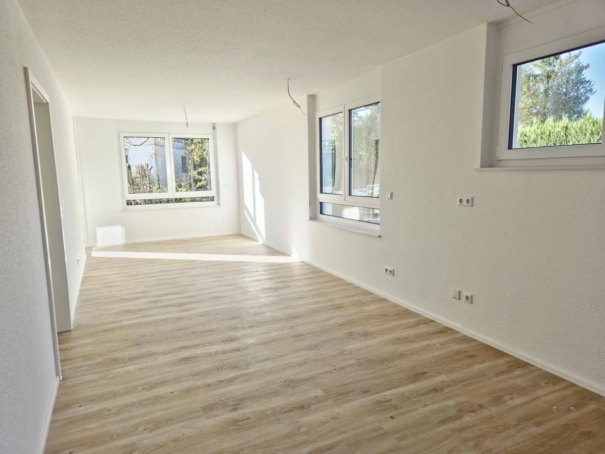 Lebensfreude im Alter: Ihre moderne, barrierefreie 3-Zi.-Whg mit eigenem Garten