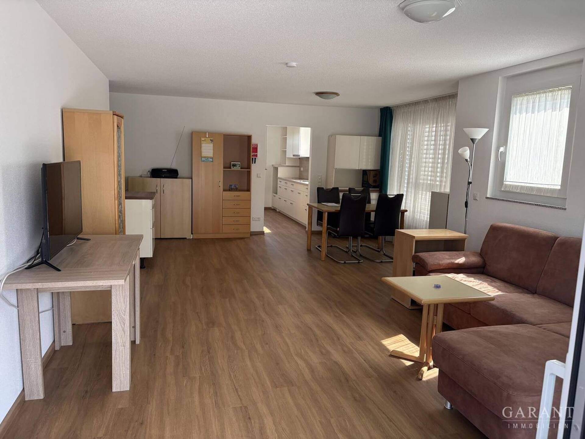 Erdgeschosswohnung in 79798 Jestetten mit 121 m² kaufen