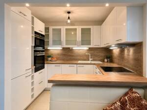 Zeitlose Eleganz trifft Wohnkomfort - Exklusive 2-Zimmer-Wohnung in Haar – 81827 München – Vorschaubild 4