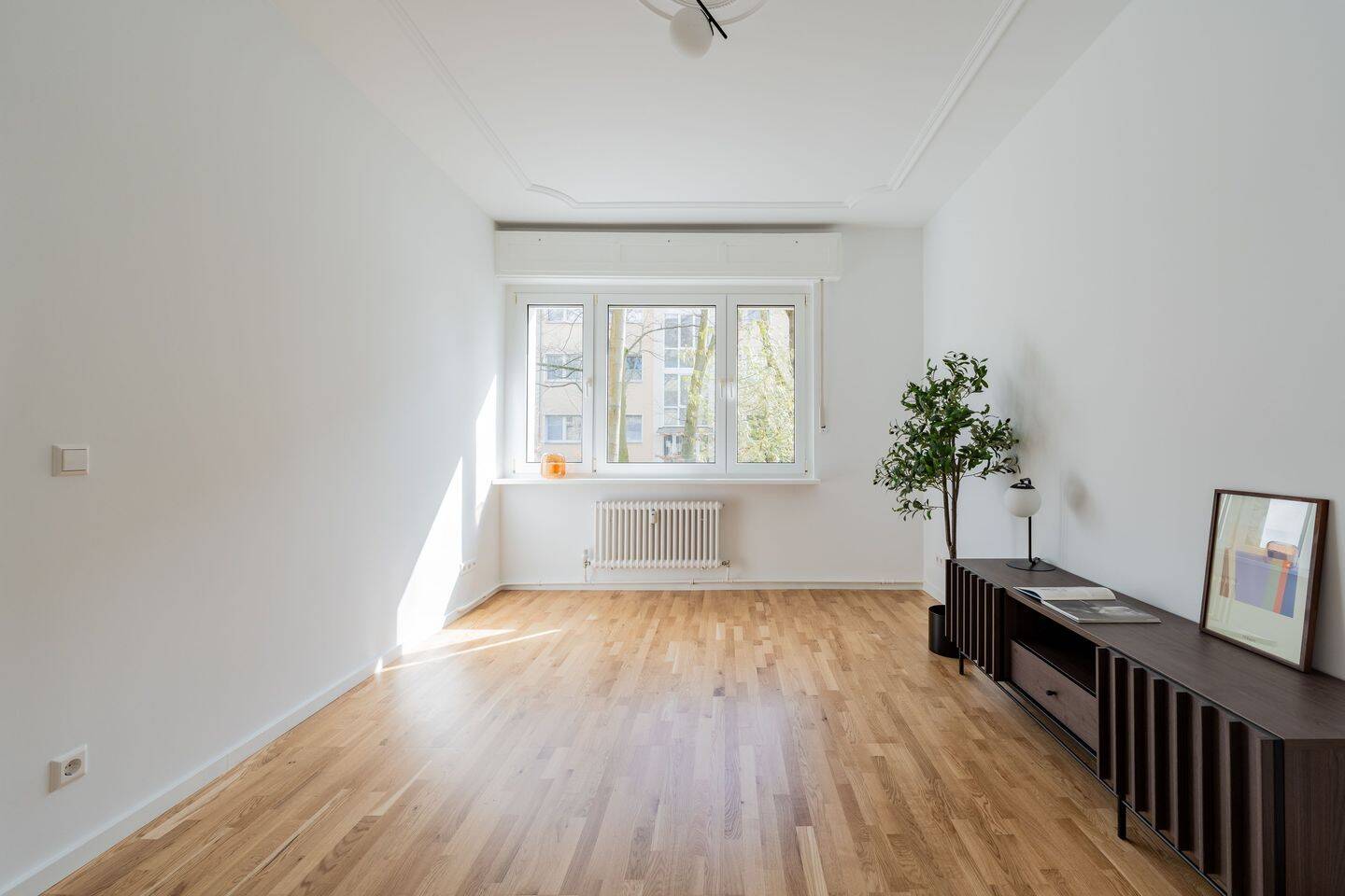 Sanierte 2-Zi. Wohnung mit Balkon & Eichenparkett in Lankwitz – Berlin – Vorschaubild 6