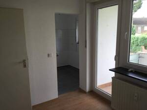 Ruhige 2-Zimmer Wohnung mit Balkon, Blick ins Grüne – 44379 Dortmund – Vorschaubild 4