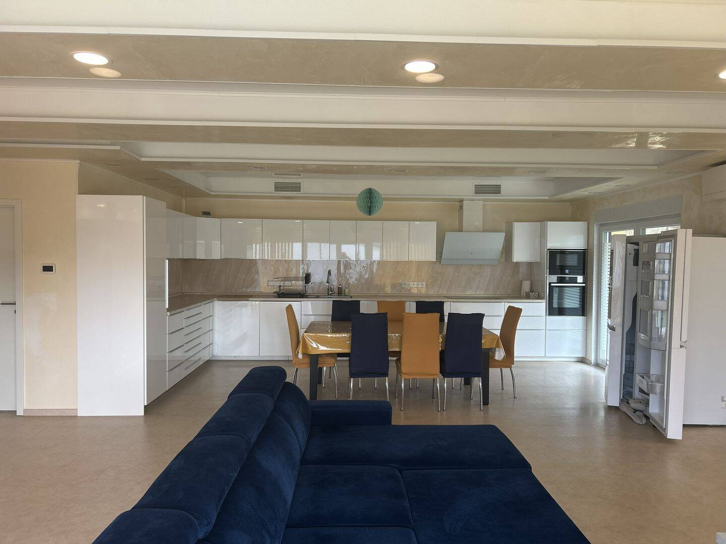 Tolles EFH 40 Plus: Luxuriös, barrierefrei mit Exklusiv-EBK, 3 Bäder, Lounge - 1A-Lage Marktredwitz – Marktredwitz – Bild 1 von 9
