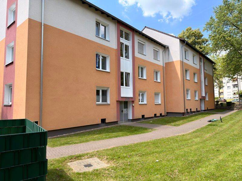 Schöne Wohnung: individuelle 3-Zimmer-Wohnung