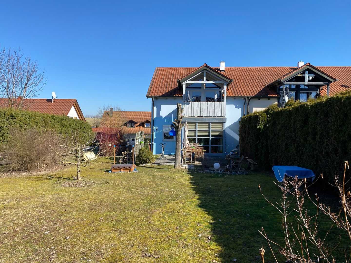 Exklusives Reiheneckhaus vom Architekten mit Garten und Garage – Mallersdorf-Pfaffenberg – Vorschaubild 3