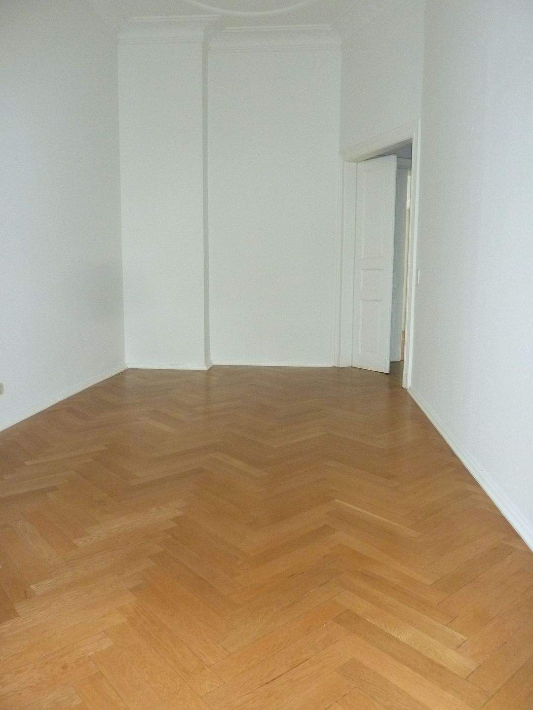 ab Juli * 5-RW * Balkon * Parkett * Waldstraßenviertel – Leipzig – Vorschaubild 6