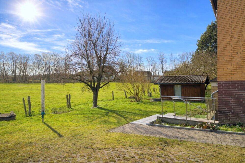Ostsee-Flair - Mehrfamilienhaus mit Potenzial, nur wenige Meter vom Niendorfer Strand entfernt. – Timmendorfer Strand – Vorschaubild 2