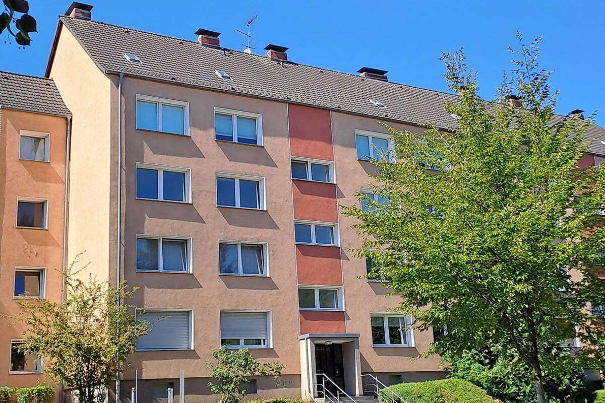 Schön, praktisch, hell & stadtnah! 3½ R.-ETW mit Balkon, Aufzug & Stellplatz in Rüttenscheid – 45131 Essen – Bild 1 von 9