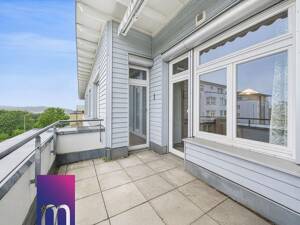 Lichtverwöhnte 4-Zimmer-Penthouse-Wohnung mit Balkon und Aufzug - Aussicht inklusive – 70376 Stuttgart – Vorschaubild 2