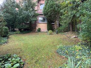 Schöne 3 Zimmerwohnung in kleiner Stadtvilla zu vermieten !!! – 7745 Jena – Vorschaubild 2