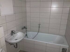 Grünau-Ost: 2 Raumwohnung mit Balkon sucht dich! – 4209 Leipzig – Vorschaubild 6