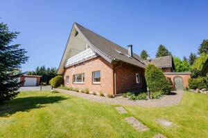 Rarität - Familienhaus mit 2 Einheiten auf traumhaftem Grundstück – 33649 Bielefeld – Vorschaubild 2