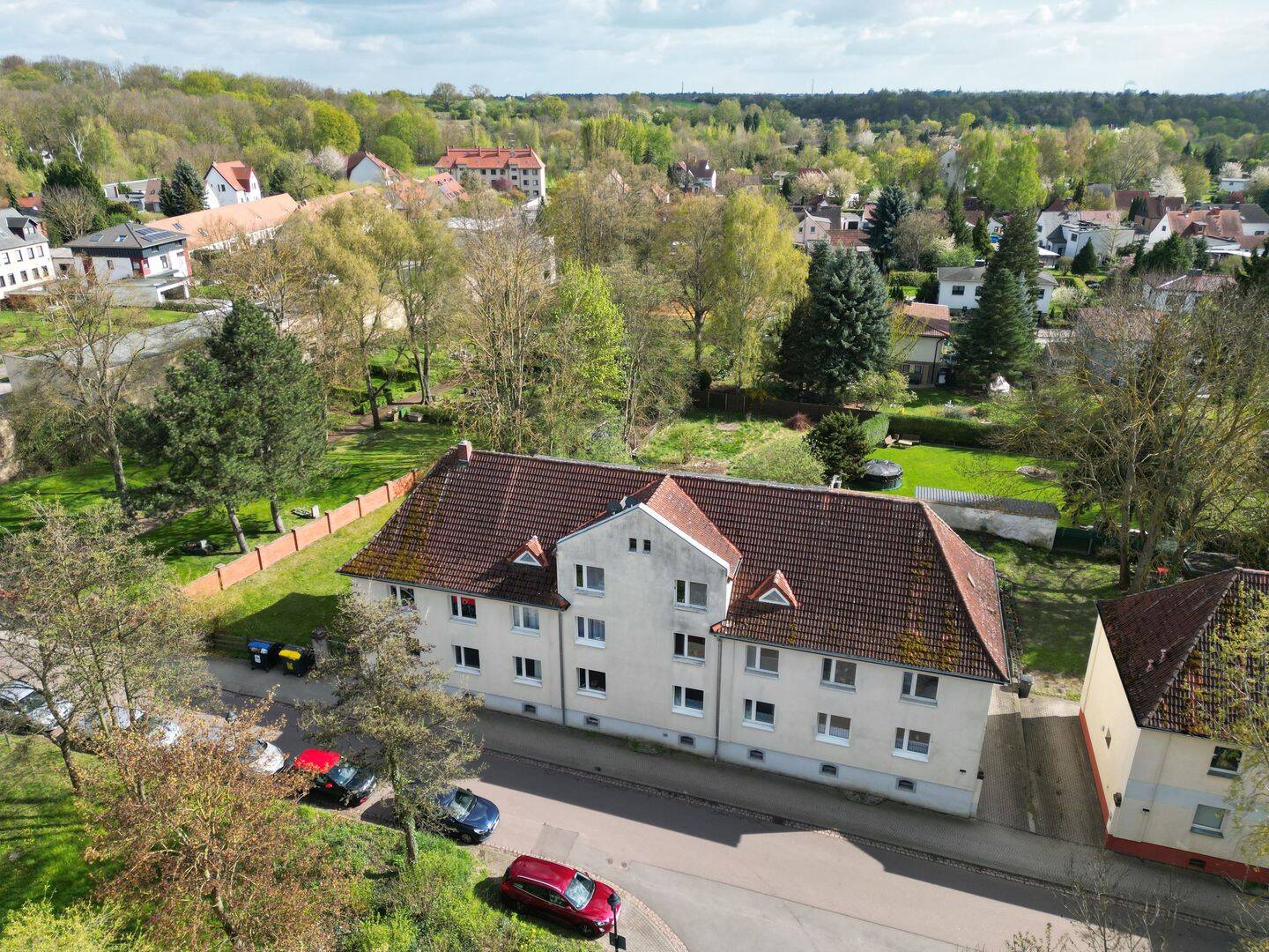 Doppelte Chance: Zwei Mehrfamilienhäuser als lukratives Investment – Halle (Saale) – Bild 1 von 9