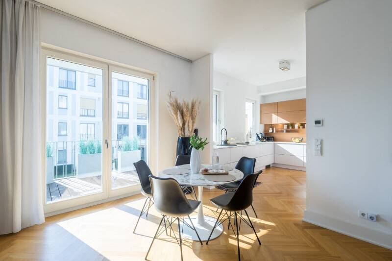 Exklusive 200 m² Eigentumswohnung mit hochwertiger Ausstattung im Lindenpalais – Köln – Vorschaubild 5