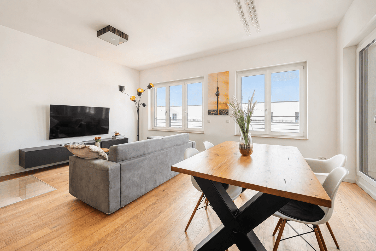 ?? Urbanes Neubau-Penthouse in Friedrichshain - Helle 3 Zi Whg mit 2 Blk, Aufzug, Kamin & Tiefgarage – Berlin – Vorschaubild 4