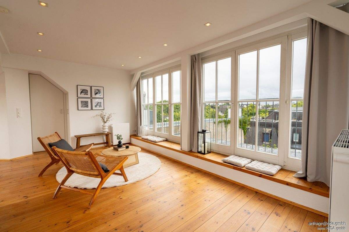 RIDA LUXURY FLATS - Lindenthal! All in plus! Top Location + Designerwohnung + WIFI + Garage – 50931 Köln – Bild 1 von 9
