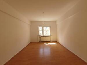 Modernisierte 3-Zimmer-Wohnung mit Wintergarten und Wannenbad in Köln-Mülheim – 51065 Köln – Vorschaubild 5