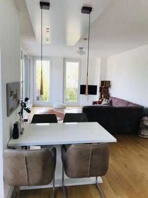 Hochwertiges 86m2 3-Zimmer Penthouse. Perfekt geschnitten. Dachterrasse