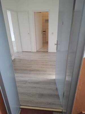 ***Attraktive Wohnung mit Balkon in beliebter Wohnlage sucht nette Mieter*** – 45891 Gelsenkirchen – Vorschaubild 2