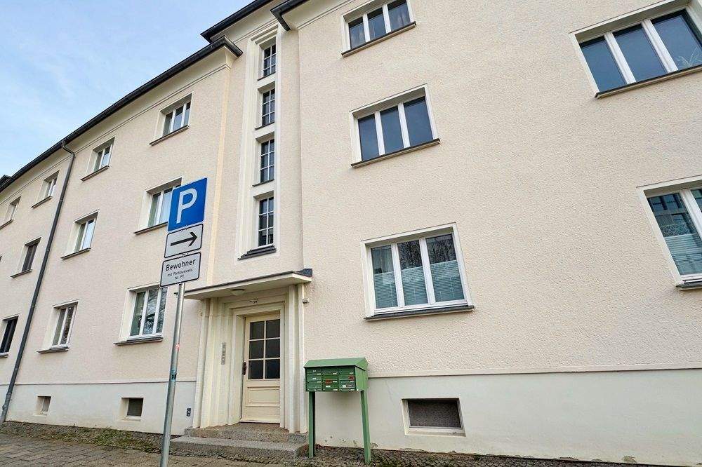 2 Zimmer Wohnung mit Balkon in Uni Nähe – Chemnitz – Vorschaubild 2