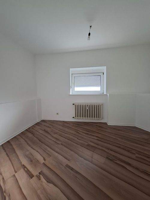 **2 Zimmer Altbauwohnung am Rande der Fußgängerzone! Ausschließlich für den Einpersonenhaushalt!** – Bonn – Vorschaubild 6