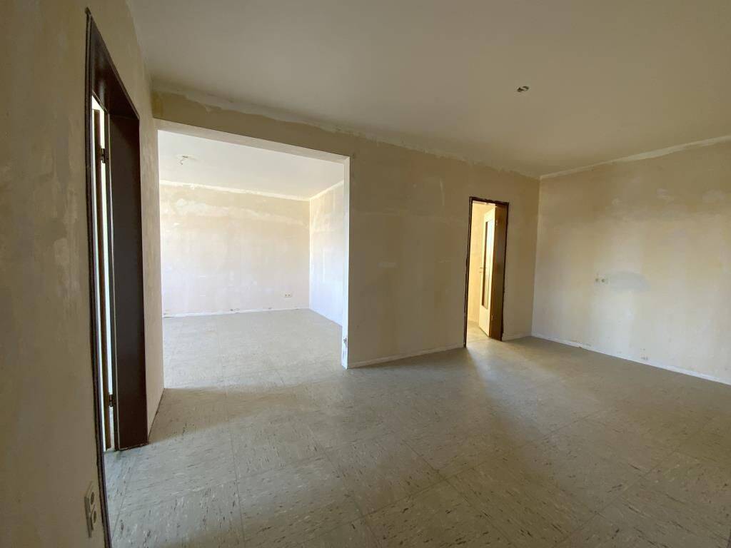 4 Zimmer Wohnung mit Loggia in Köln-Niehl - OHNE KÄUFERPROVISION – Köln – Vorschaubild 5
