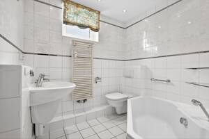 3,5 Zimmer Wohnung mit Süd-West Terrasse und Garage – 22143 Hamburg – Vorschaubild 9