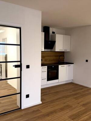 Appartement in TOP Lage - neu renoviert – 83395 Freilassing – Vorschaubild 1