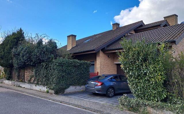 Haus mit Klinkerfassade, offenem EG und durchdachter Raumaufteilung – Bornheim – Vorschaubild 2