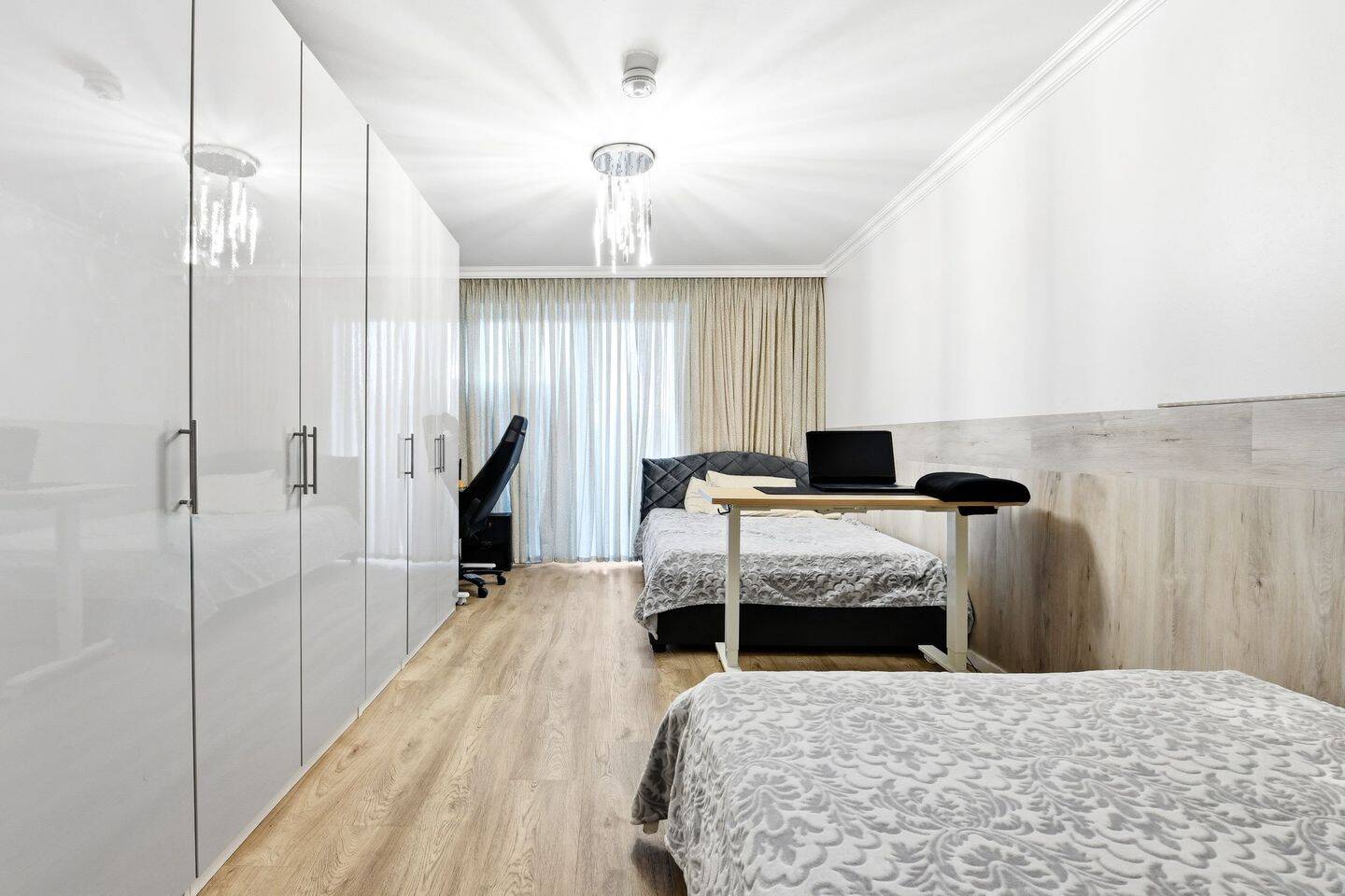 Vermietete, großzügige 4-Zimmer-Wohnung mit Balkon und Loggia – Hamburg – Vorschaubild 5