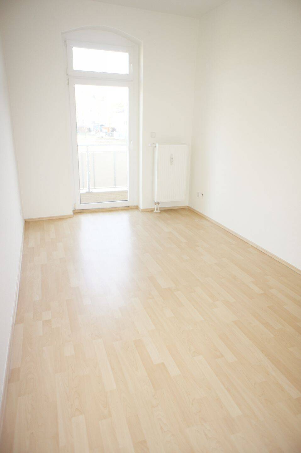 Mieter ab 1.8. gesucht - Küche am Wohnzimmer -sonniger Balkon u.v.m. – Chemnitz – Vorschaubild 9