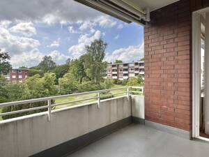 3-Zimmer-Wohnung mit zwei Balkonen und Tiefgaragenstellplatz nahe Poppenbüttler Markt – 22399 Hamburg – Vorschaubild 6
