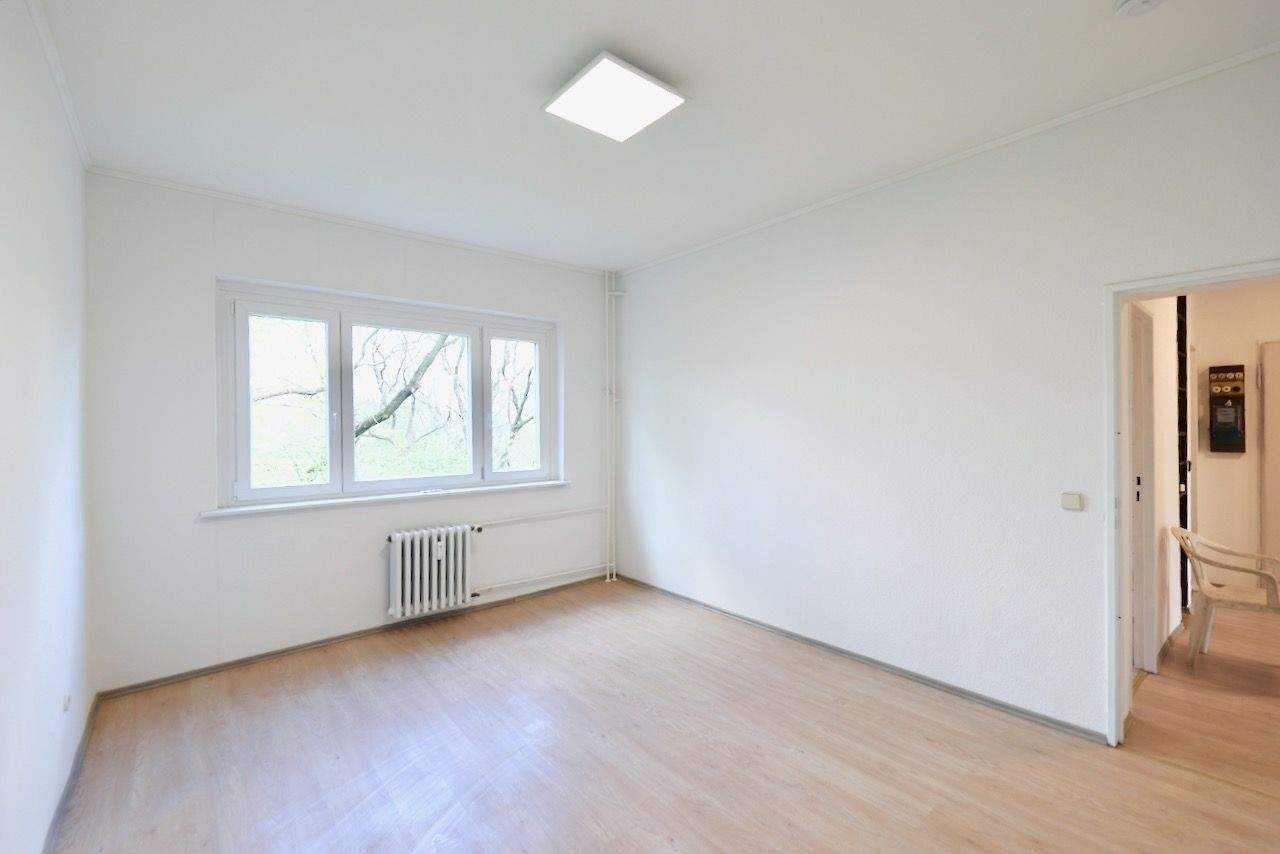 HELLE WOHNUNG MIT LOGGIA & BLICK INS GRÜNE - GUTER SCHNITT - BEZUGSFREI AB 07/2026 – Berlin – Vorschaubild 7