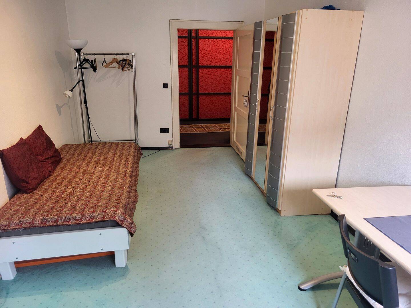 Schönes helles Zimmer in Schwabing West – München – Vorschaubild 2
