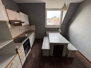 Geräumige Dachgeschoss Wohnung in guter Lage von Duisburg – 47057 Duisburg – Vorschaubild 2