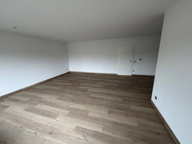 Attraktive und sanierte 3-Zimmer-Wohnung mit Balkon in Bocholt – Bocholt – Vorschaubild 2