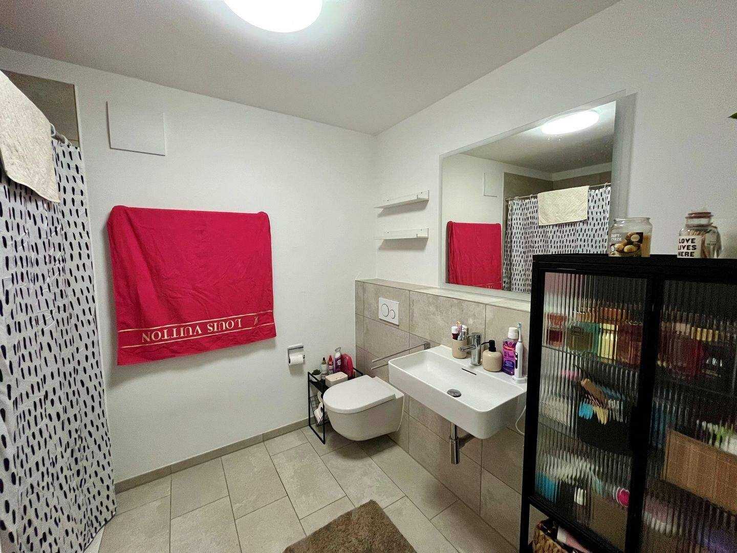Exklusive 2-Zimmer-Wohnung mit EBK unweit des Stadtparks! – Nürnberg – Vorschaubild 7