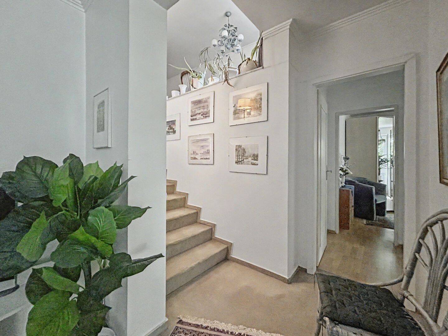 Wohnen mit Parkflair: Großzügige 5-Zimmer-Maisonettewohnung mit Potenzial in Wentorf bei Hamburg – Wentorf bei Hamburg – Vorschaubild 9