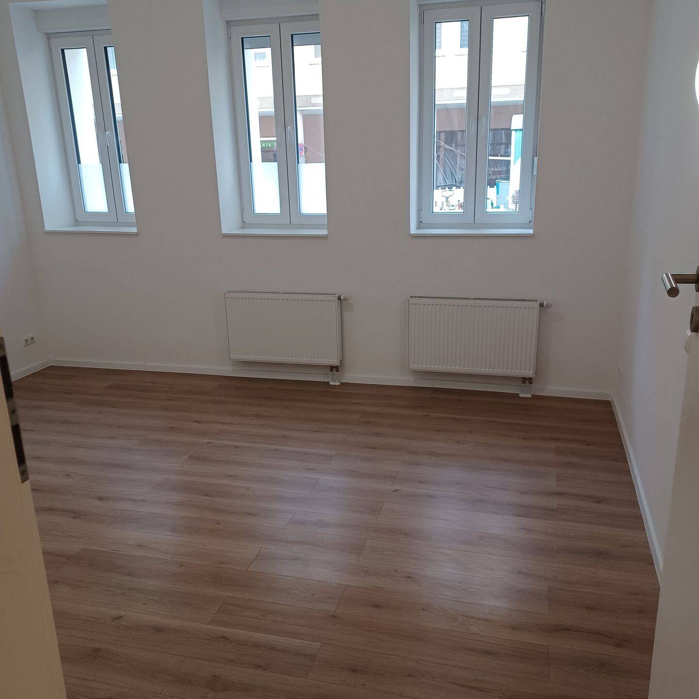 Renovierte 2-Zimmer-Erdgeschosswohnung in zentraler Lage