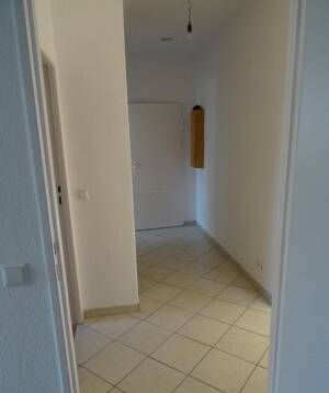 Bezugsfrei, ruhig und mit großem Balkon – 12349 Berlin – Vorschaubild 2