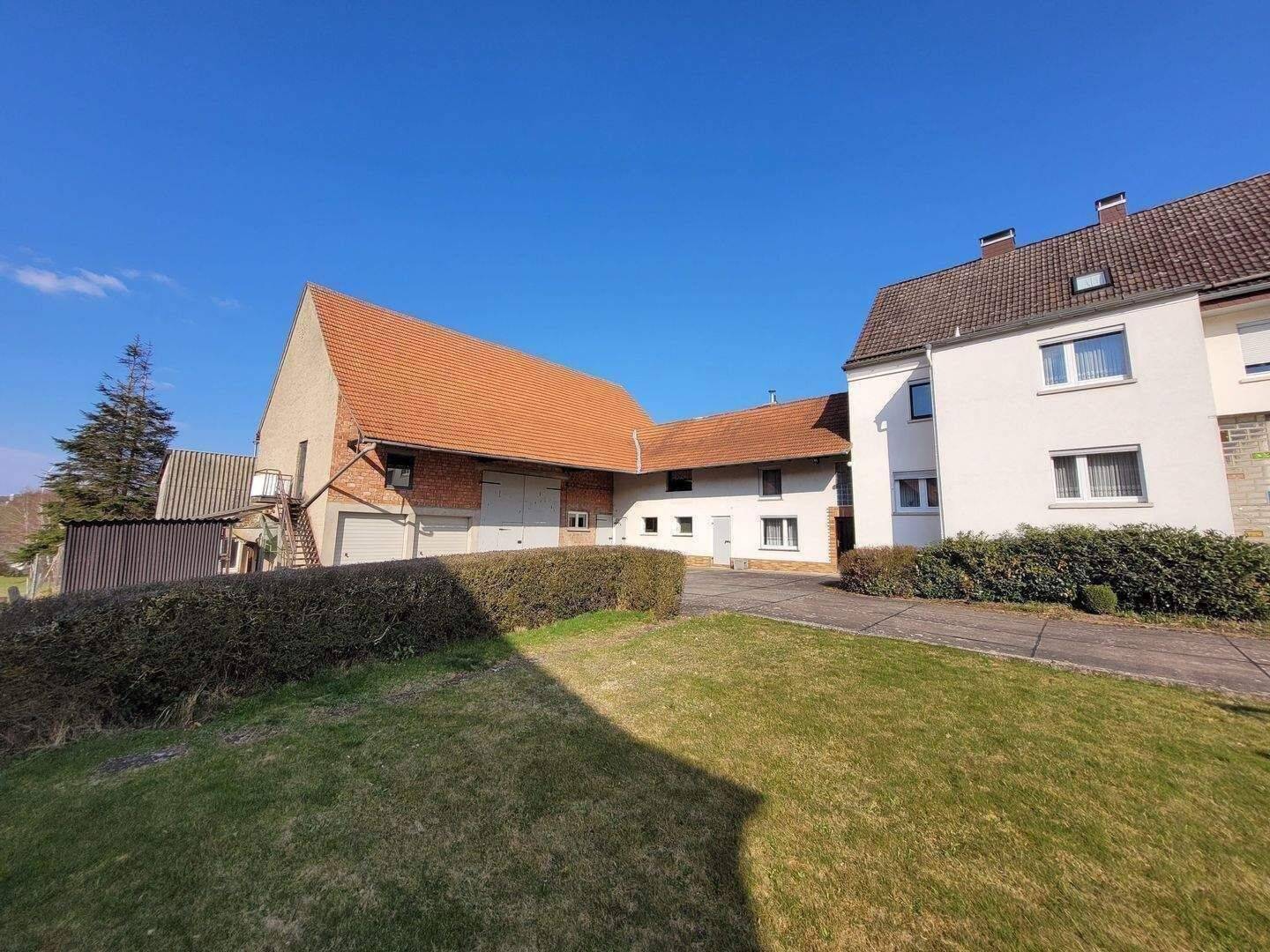 WEITLÄUFIG!!! Ein- Zweifamilienwohnhaus mit Zwischenbau, Scheune und 8206 m² Grundstück – Hohenroda – Vorschaubild 8