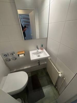 Möblierte 2-Zimmer-Maisonettewohnung | 60 m² | Balkone | Bremen-Vegesack | WLAN | sofort bezugsfertig | ohne Courtage – 28757 Bremen – Vorschaubild 7