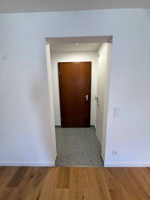 Erstbezug nach Komplettsanierung – Moderne 1-Zimmer-Wohnung mit Balkon in Bestlage von Erlangen – 91054 Erlangen – Vorschaubild 7