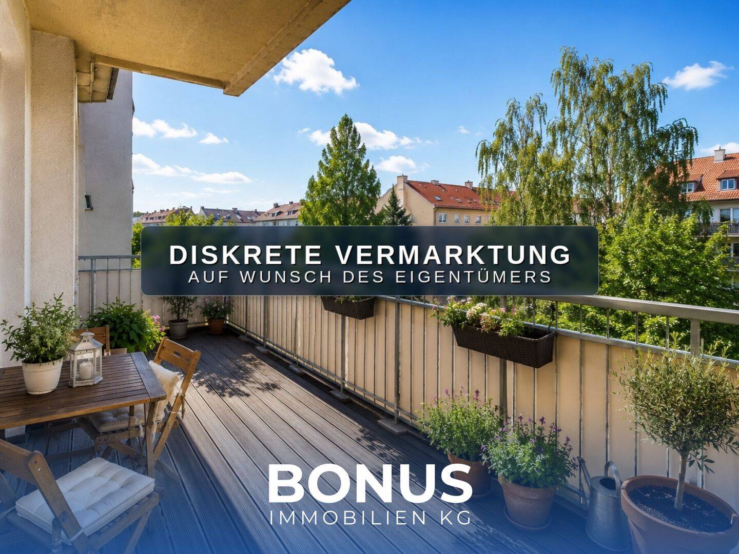 3-Zimmer-Altbauwohnung mit großem Balkon, hohen Decken und separater Küche – Dresden – Bild 1 von 1