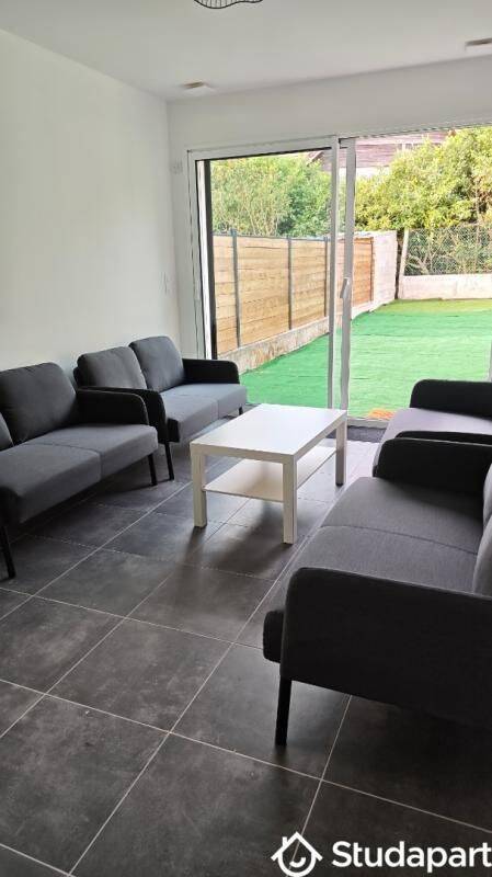 1 pièce 20 m² · à Saclay · 20 m² · 600 €/mois