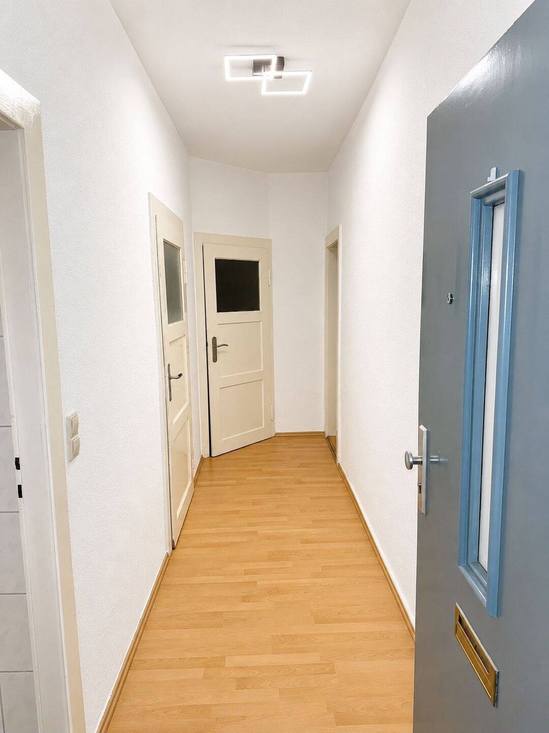 Helle 2-Zimmer-Wohnung mit Balkon in Chemnitz-Gablenz – Chemnitz – Vorschaubild 2