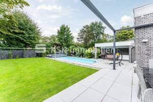 Freistehende Villa mit Pool in Köln Junkersdorf – 50858 Köln – Vorschaubild 6
