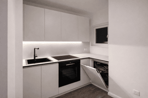 Renditestarke 2-Zimmer-Wohnung / modernisiert & langfristig vermietet – 21107 Hamburg – Vorschaubild 1